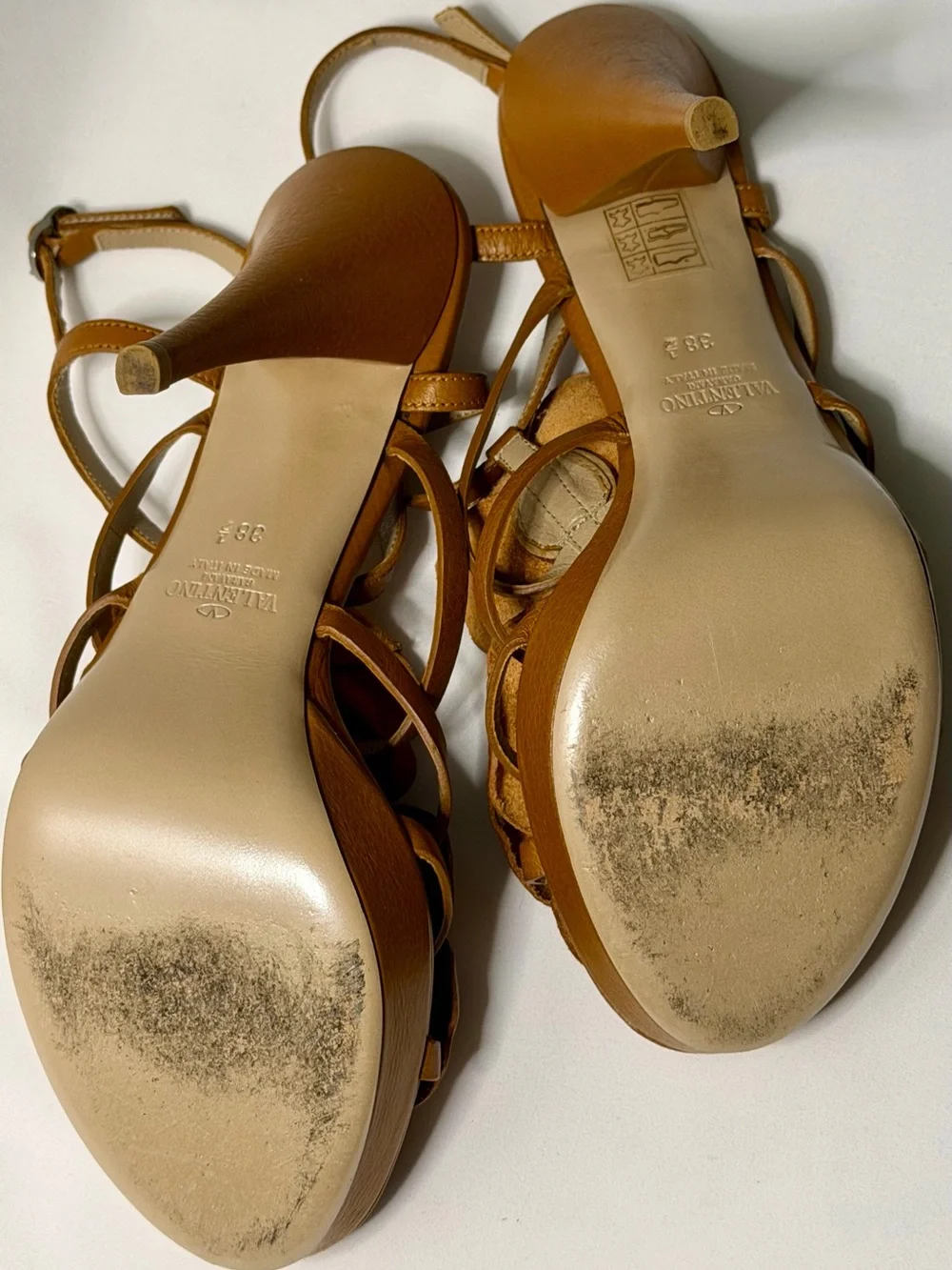 Valentino Garavani 2004 Archive Tan Leather Flower Rosette Platform Sandals 38.5